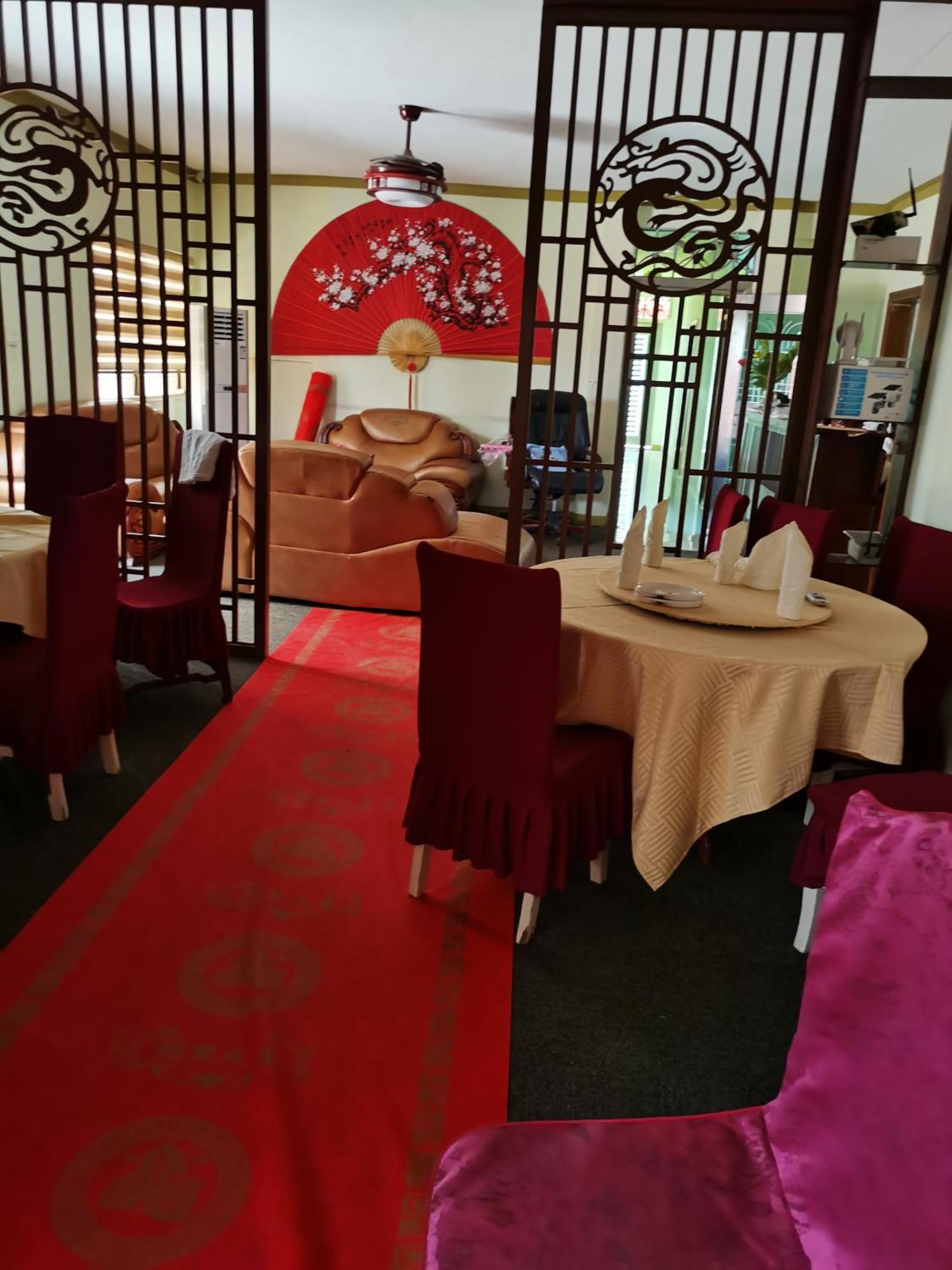Hongyuanprimierhotel Accra Extérieur photo