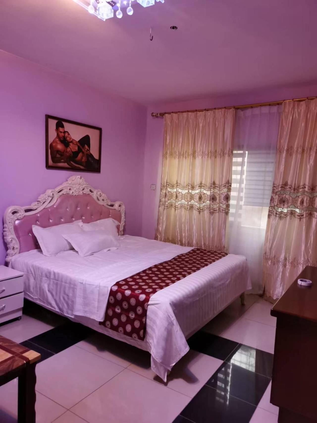 Hongyuanprimierhotel Accra Extérieur photo