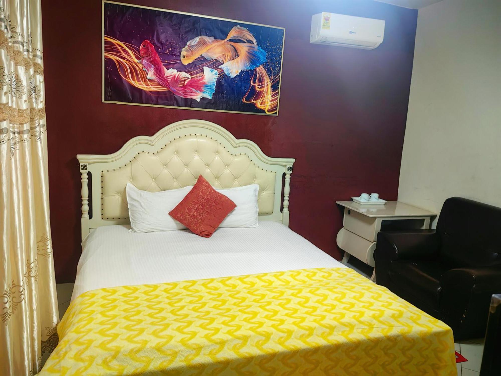 Hongyuanprimierhotel Accra Extérieur photo